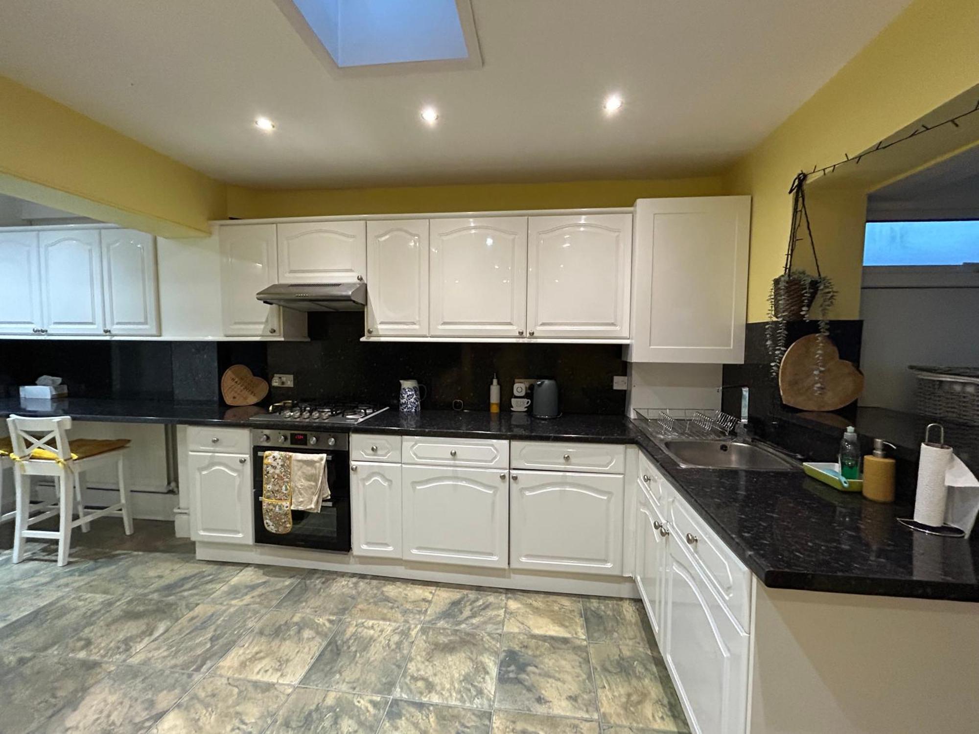 Cozy 3 Bed Near Greenwich Fast Wifi & Free Parking Appartement *